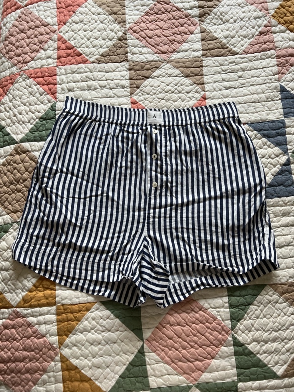 Anthropologie Striped Navy & White Women’s Shorts